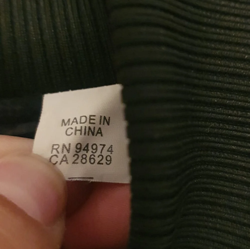 Undefeated Jacket Size: Small - Picture 3 of 6